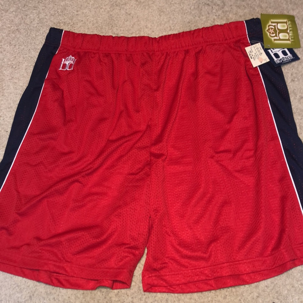 NWT Men shorts
